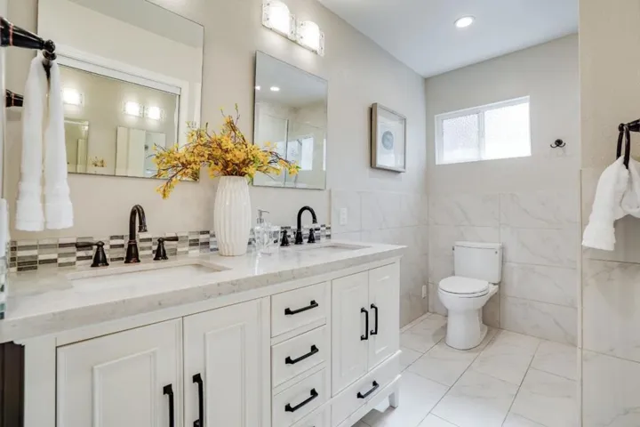 , Foster City, California 94404
