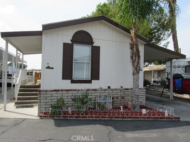 220 S Elk Street 123, Hemet, California 92543