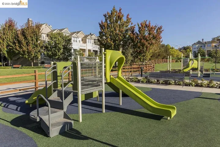 20 Lesina Way, Novato, California 94949