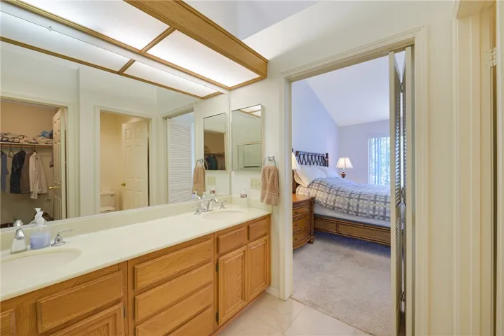 420 Huyler Lane B, Simi Valley, California 93065