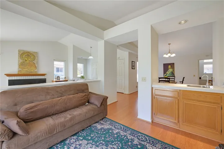 420 Huyler Lane B, Simi Valley, California 93065