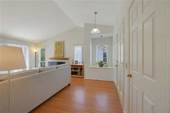 420 Huyler Lane B, Simi Valley, California 93065