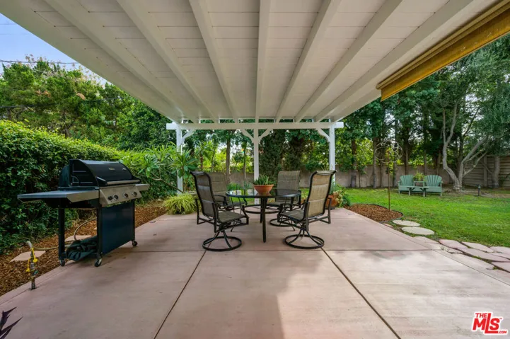19606 Enadia Way, Reseda, California 91335