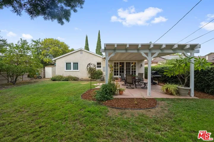 19606 Enadia Way, Reseda, California 91335