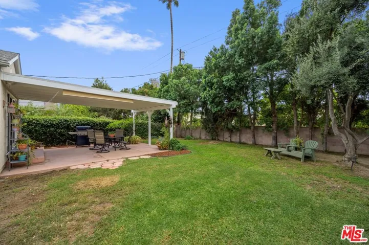 19606 Enadia Way, Reseda, California 91335