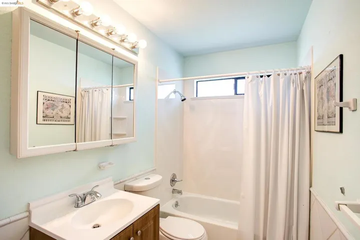 913 Flintrock Dr, Antioch, California 94509