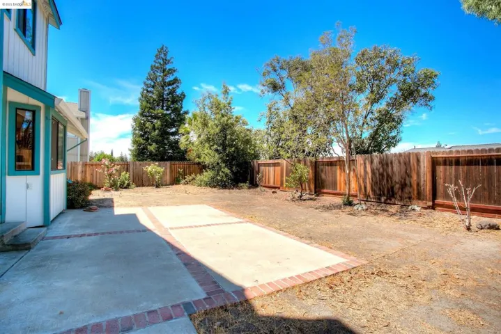 913 Flintrock Dr, Antioch, California 94509