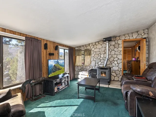 1315 Spruce Lane, Big Bear, California 92314