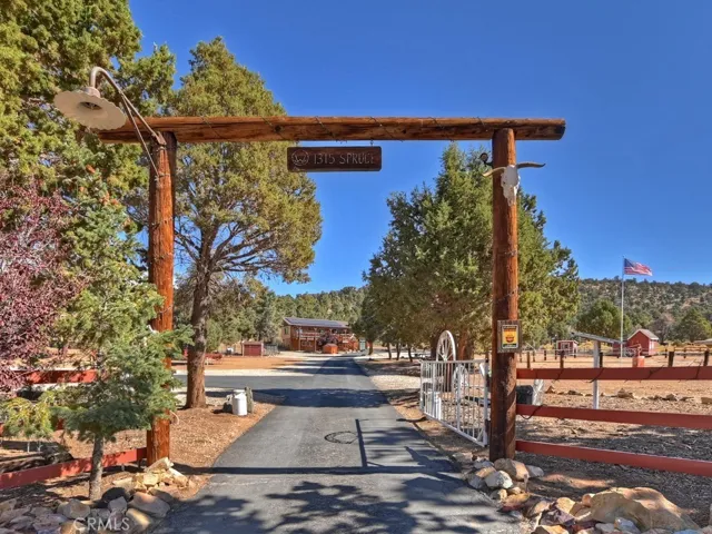 1315 Spruce Lane, Big Bear, California 92314