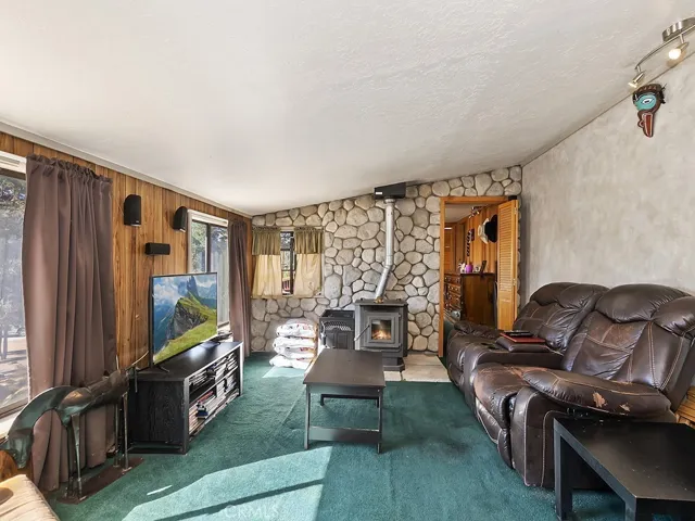 1315 Spruce Lane, Big Bear, California 92314