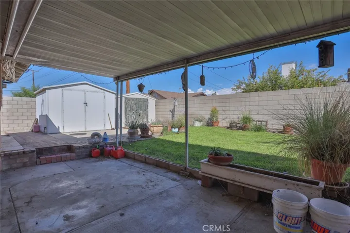10721 Alameda Avenue, Bloomington, California 92316