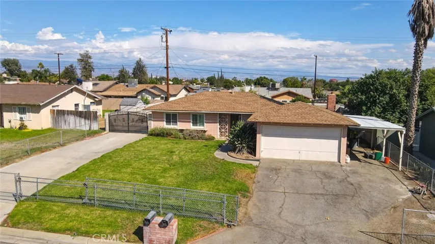 10721 Alameda Avenue, Bloomington, California 92316