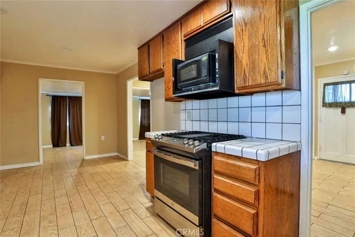 10721 Alameda Avenue, Bloomington, California 92316