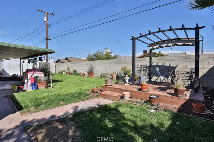 10721 Alameda Avenue, Bloomington, California 92316