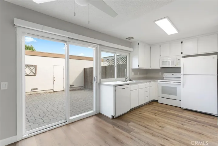 350 Carriage Drive 373, Santa Ana, California 92707
