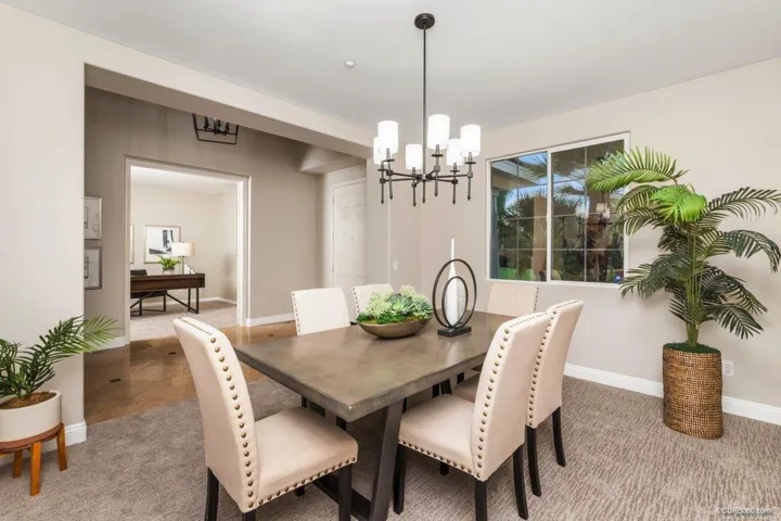 2330 Carioca Place, Vista, California 92084