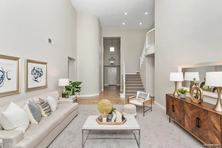 2330 Carioca Place, Vista, California 92084