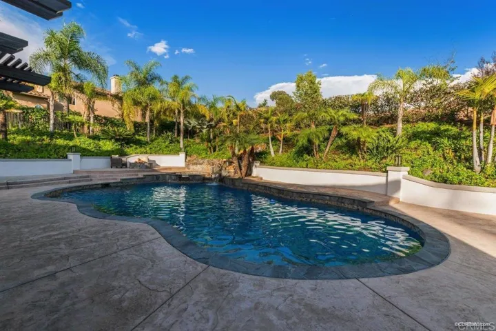 2330 Carioca Place, Vista, California 92084
