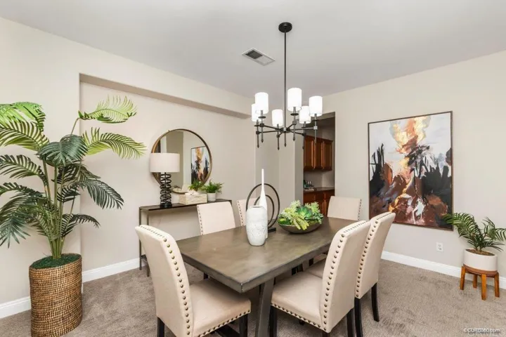2330 Carioca Place, Vista, California 92084
