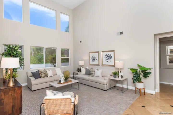 2330 Carioca Place, Vista, California 92084