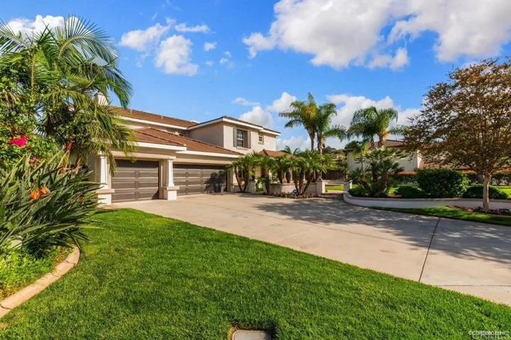 2330 Carioca Place, Vista, California 92084
