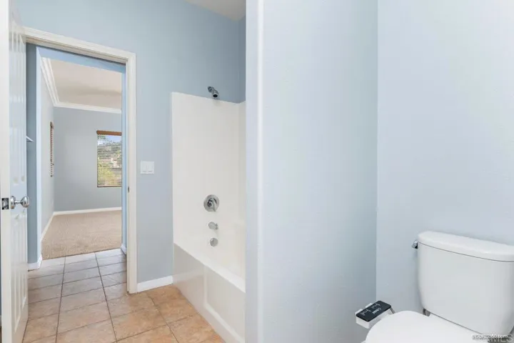 2330 Carioca Place, Vista, California 92084