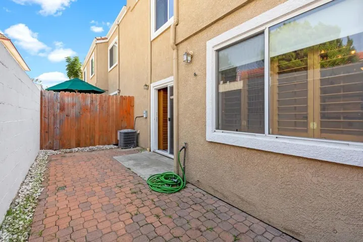 922 N Walnut St 4, La Habra Heights, California 90631