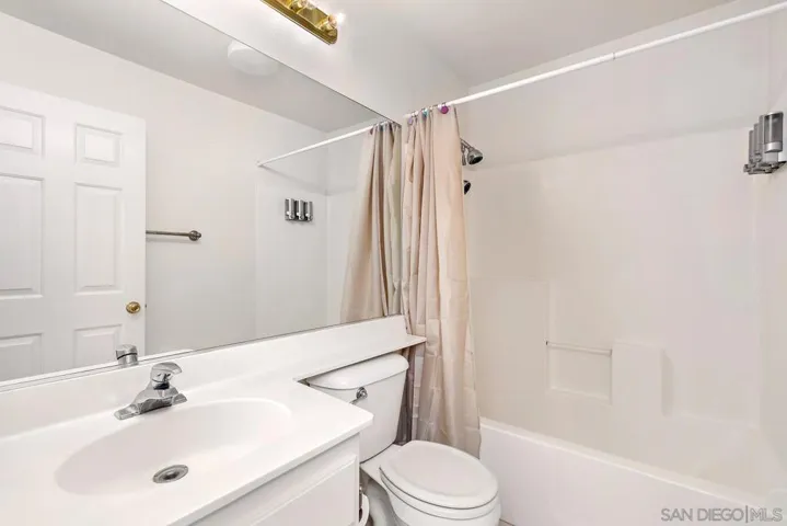 922 N Walnut St 4, La Habra Heights, California 90631