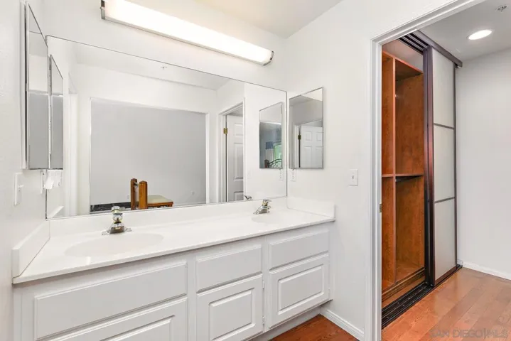 922 N Walnut St 4, La Habra Heights, California 90631