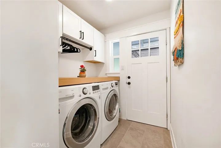 9994 Helen Avenue, Shadow Hills, California 91040
