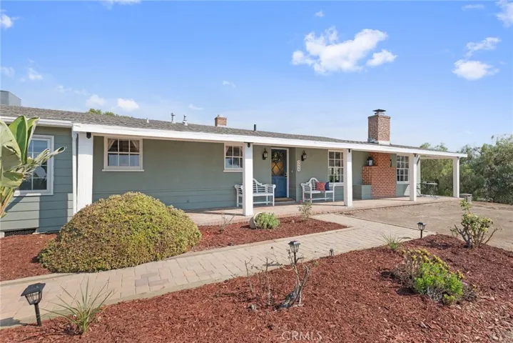9994 Helen Avenue, Shadow Hills, California 91040