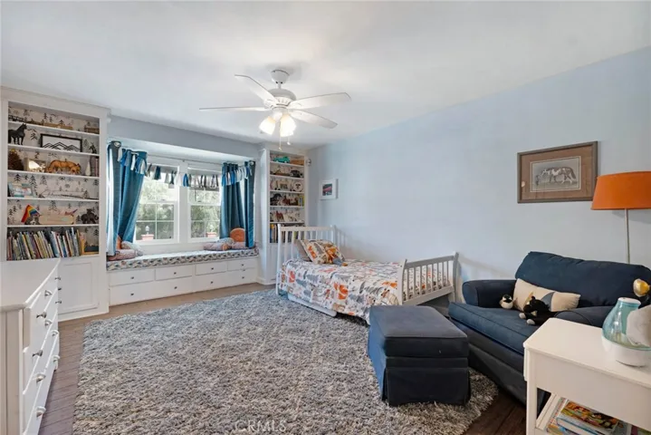 9994 Helen Avenue, Shadow Hills, California 91040