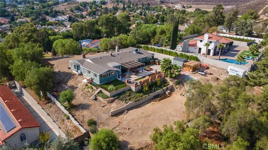 9994 Helen Avenue, Shadow Hills, California 91040