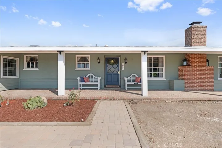 9994 Helen Avenue, Shadow Hills, California 91040