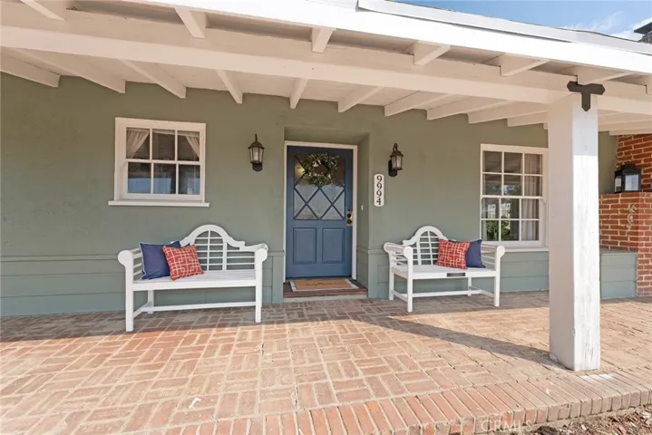 9994 Helen Avenue, Shadow Hills, California 91040