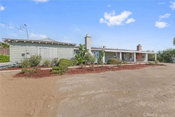 9994 Helen Avenue, Shadow Hills, California 91040