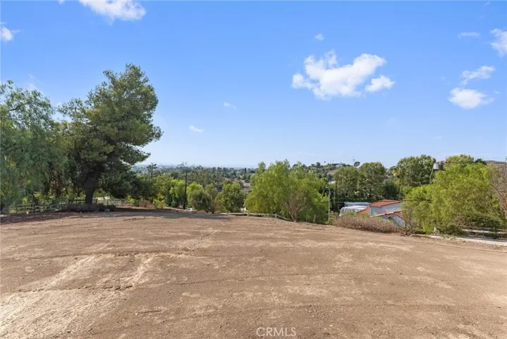 9994 Helen Avenue, Shadow Hills, California 91040
