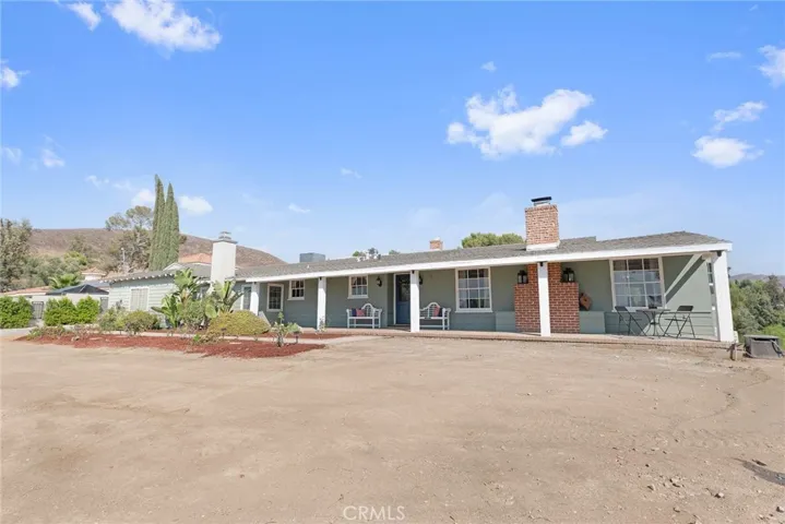 9994 Helen Avenue, Shadow Hills, California 91040