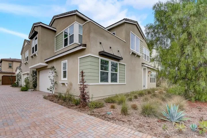 995 Camino Aldea, Chula Vista, California 91913