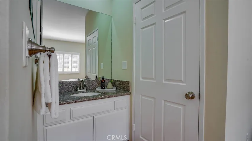 424 S Westmoreland Avenue 204, Los Angeles, California 90020