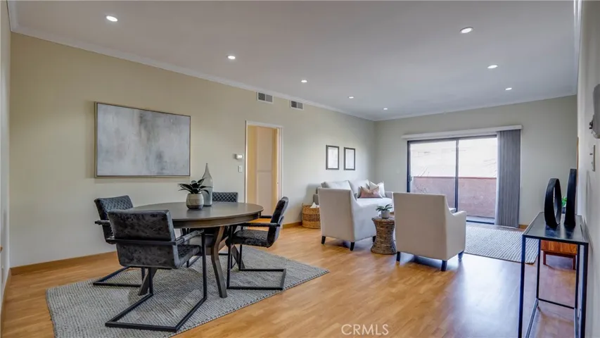424 S Westmoreland Avenue 204, Los Angeles, California 90020