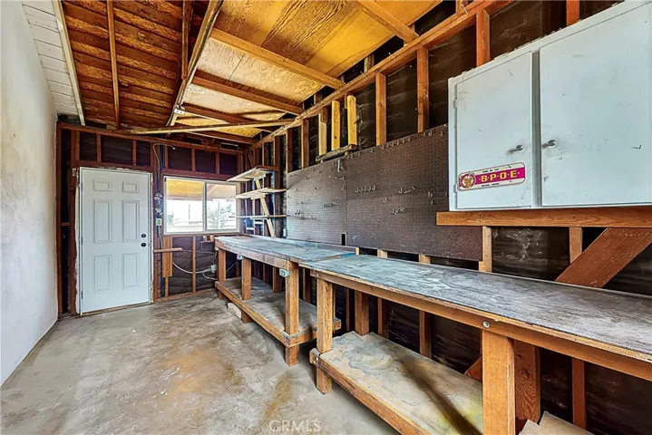 1291 N Ukiah Way, Upland, California 91786
