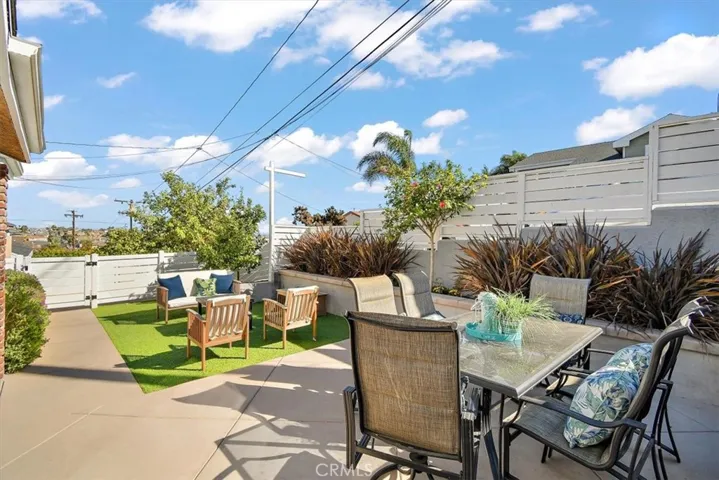 1813 Pullman Lane A, Redondo Beach, California 90278