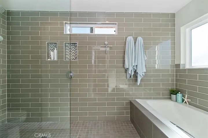 1813 Pullman Lane A, Redondo Beach, California 90278