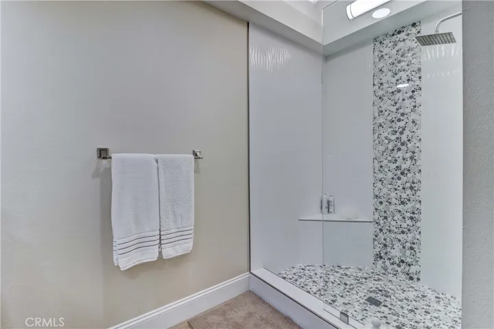 23249 Villena, Mission Viejo, California 92692