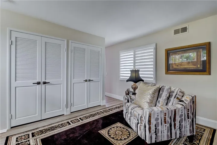 23249 Villena, Mission Viejo, California 92692