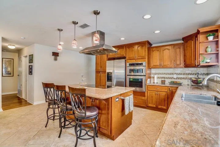 11045 Bootes, San Diego, California 92126