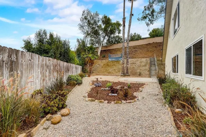 17020 Palacio Ct, San Diego, California 92127