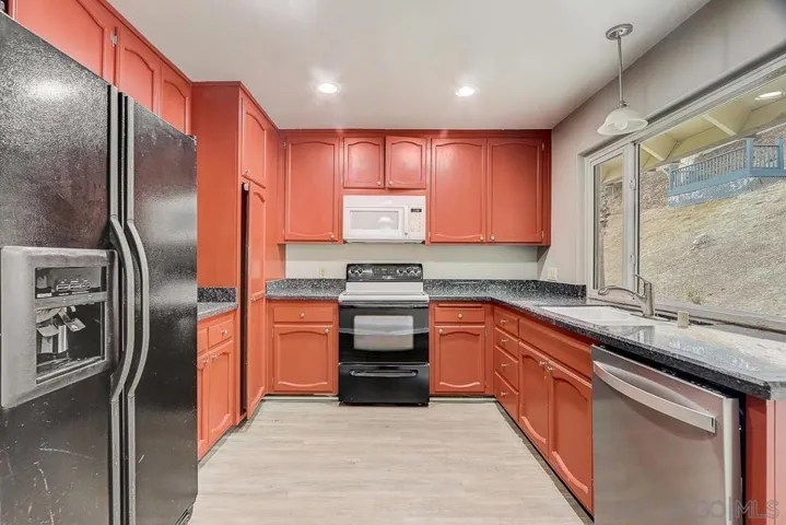 17020 Palacio Ct, San Diego, California 92127
