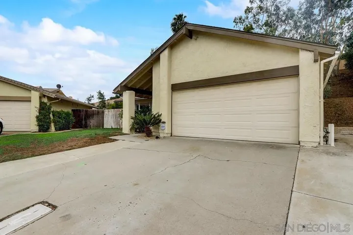 17020 Palacio Ct, San Diego, California 92127